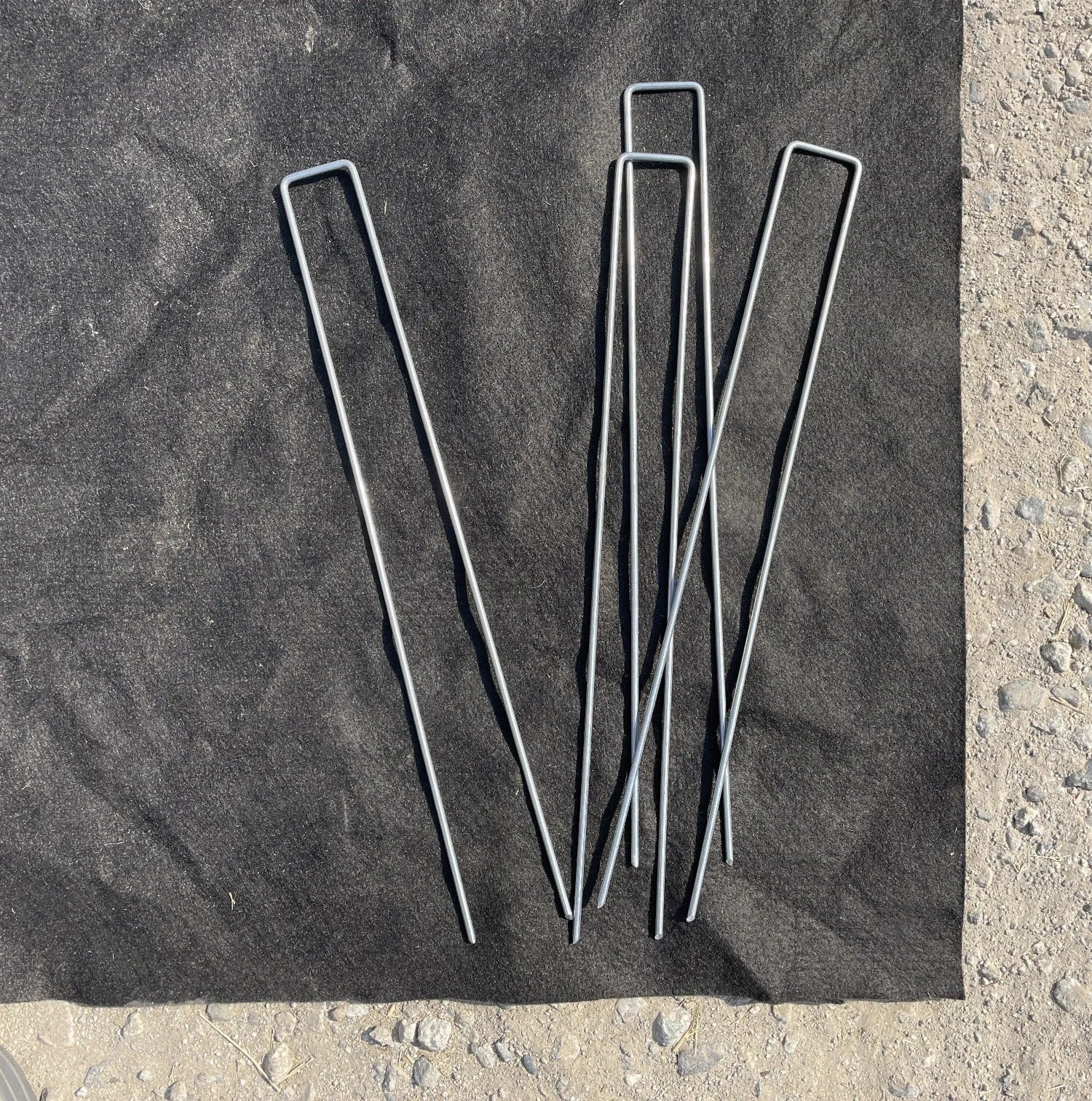 18 in. Heavy Duty Landscape Staples - 7 Gauge Galvanized Steel